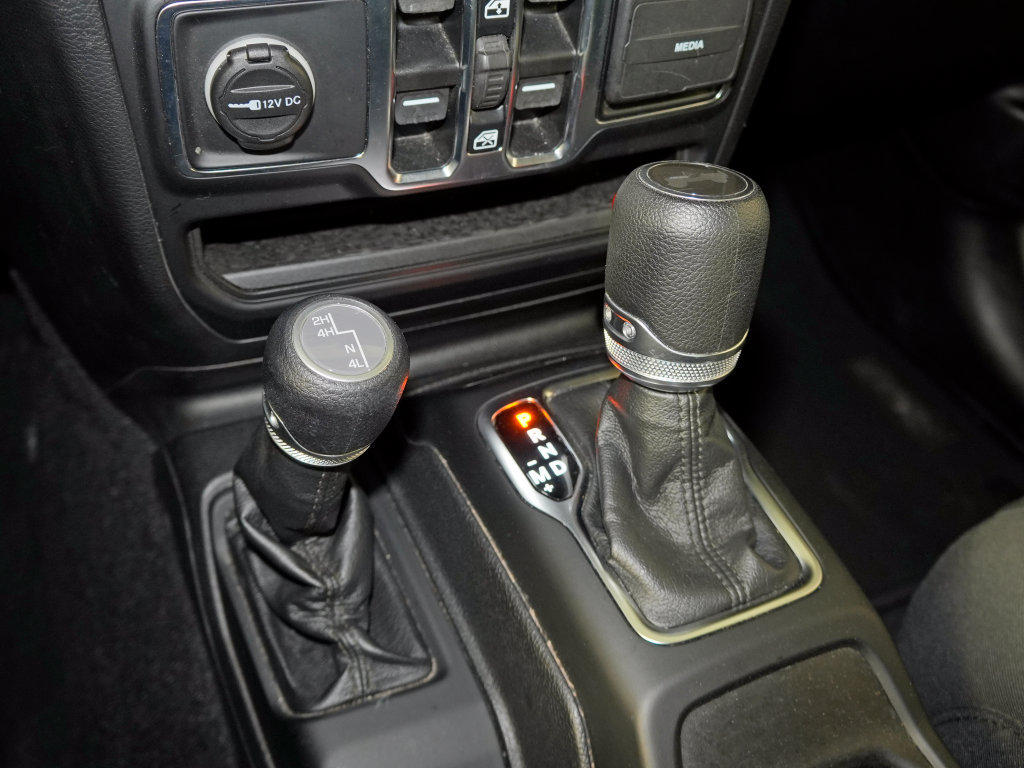 Used 2021 Jeep Wrangler Unlimited Sport AWD/4WD image 28