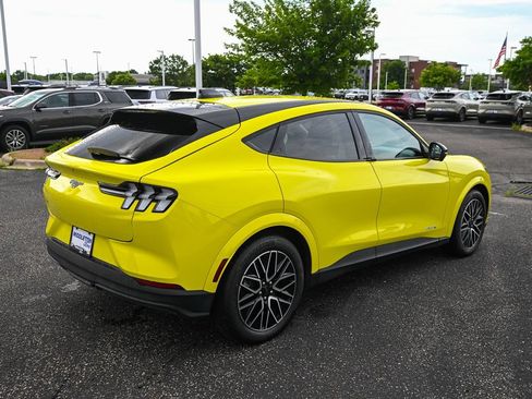 Certified 2025 Ford Mustang Mach-E Premium AWD/4WD image 5