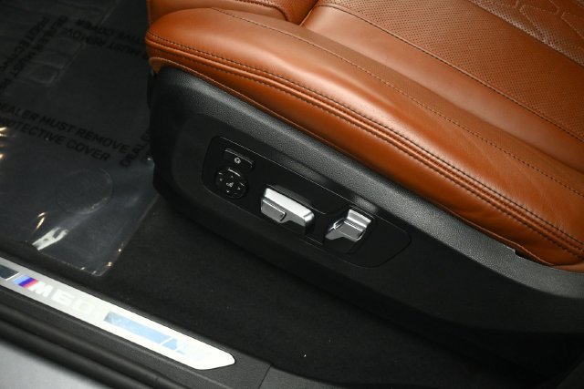 Used 2025 BMW X7 M60i w/ Executive Package AWD/4WD image 48