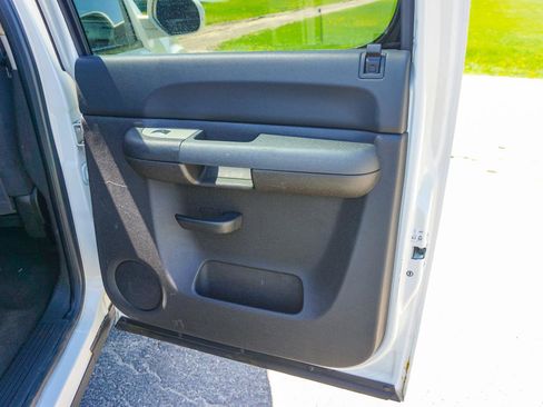 Used 2008 GMC Sierra 1500 SLE w/ Power Pack Plus AWD/4WD image 24
