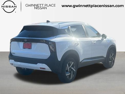 New 2026 Nissan Kicks SV image 5