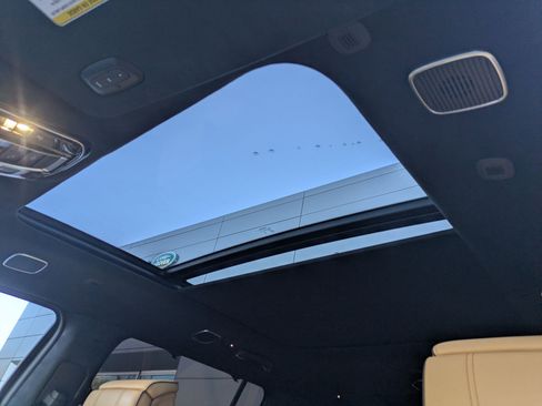 Used 2024 Jeep Grand Wagoneer Series III w/ Rear Seat Video Group 1 image 24