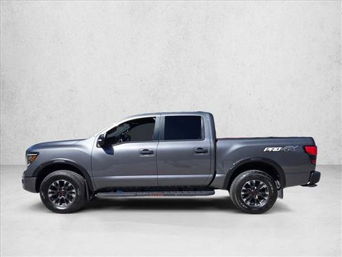 Used 2024 Nissan Titan PRO-4X w/ Pro-4x Convenience Package image 8