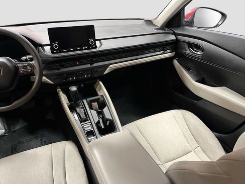 Used 2025 Honda Accord LX image 21