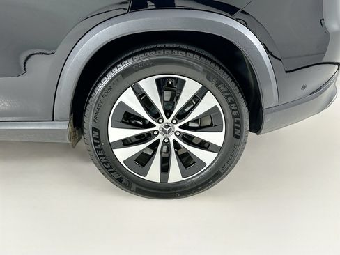 Certified 2025 Mercedes-Benz GLE 350 4MATIC image 33