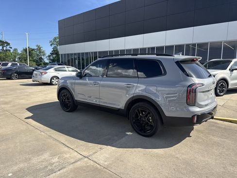 Used 2025 Kia Telluride EX X-Line AWD/4WD image 23