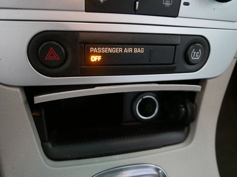 Used 2011 Chevrolet Malibu LS FWD image 29