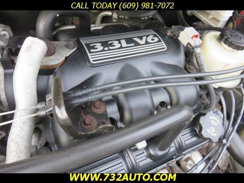 Used 2005 Dodge Grand Caravan SE w/ Popular Equipment Group I image 30