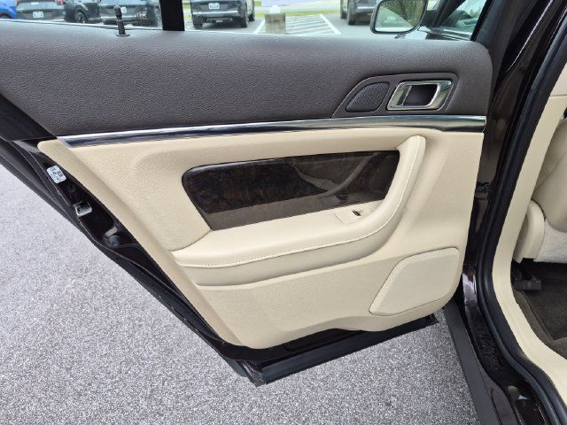 Used 2013 Lincoln MKS FWD image 22