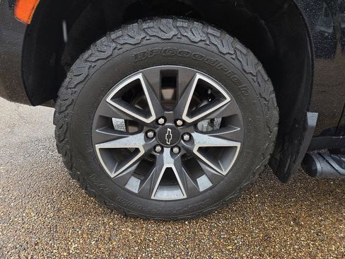 Used 2021 Chevrolet Tahoe Z71 AWD/4WD image 31