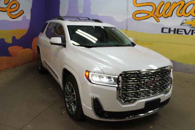 Used 2020 GMC Acadia Denali w/ GMC Pro Grade Package AWD/4WD image 2