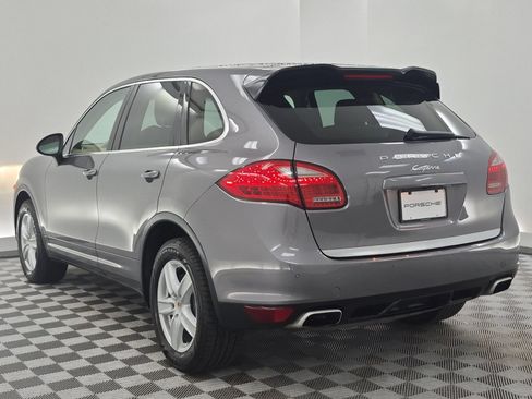 Used 2013 Porsche Cayenne AWD/4WD image 3