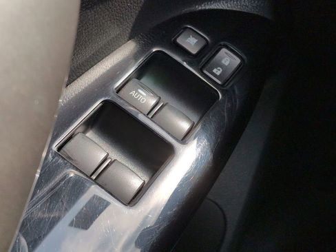 Used 2023 Mitsubishi Eclipse Cross LE AWD/4WD image 23