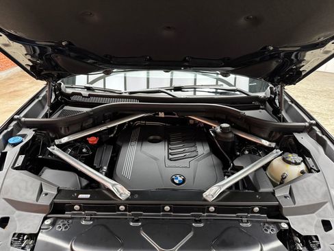Certified 2023 BMW X5 xDrive40i w/ Executive Package image 28