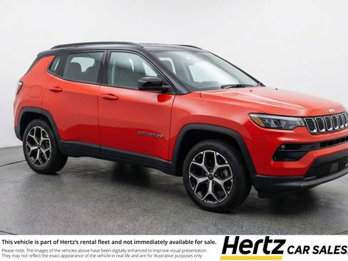 Used 2025 Jeep Compass Limited image 1