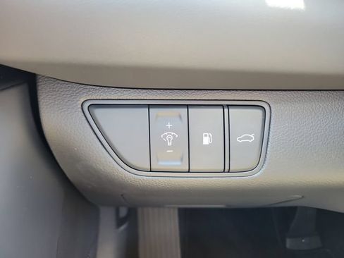 Used 2026 Genesis G70 2.5T RWD image 21
