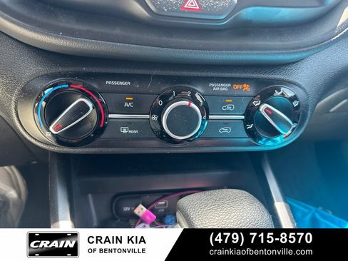 Certified 2022 Kia Soul LX FWD image 25