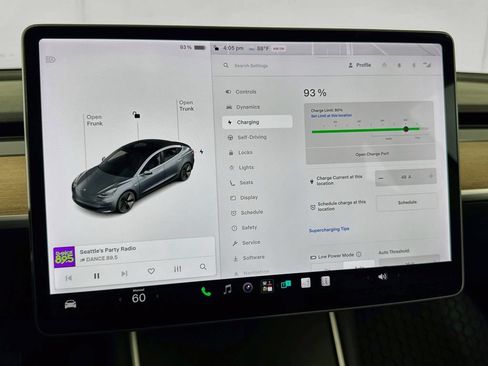 Used 2018 Tesla Model 3 Mid Range RWD image 20