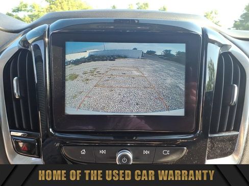 Used 2019 Chevrolet Traverse LT FWD image 26