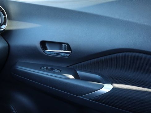 Used 2024 Nissan Kicks SV image 25