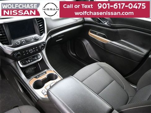 Used 2023 GMC Acadia SLE w/ Driver Convenience Package image 10