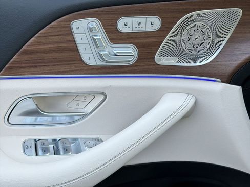 New 2026 Mercedes-Benz GLS 450 4MATIC image 22