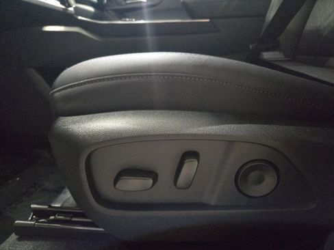 New 2026 Chevrolet Equinox LT w/ Convenience Package II image 29