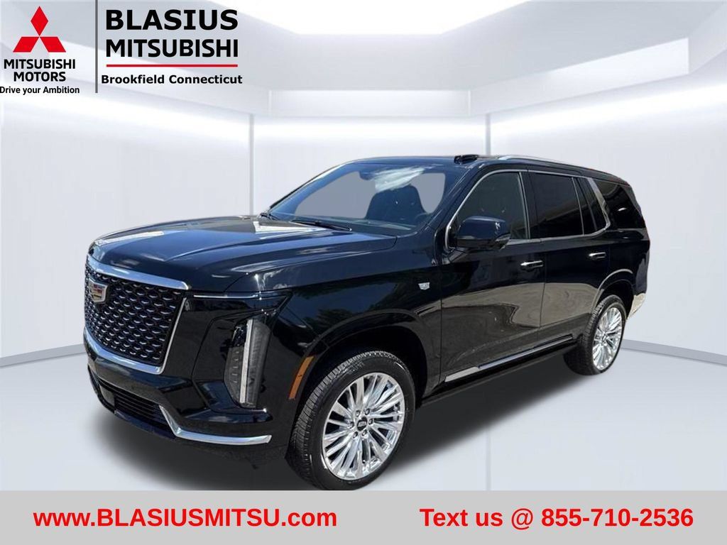 Used 2026 Cadillac Escalade Luxury AWD/4WD image 4