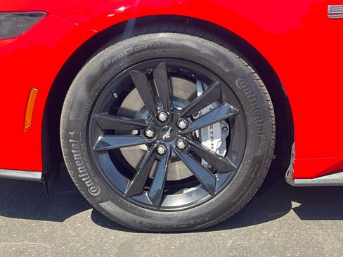 Used 2025 Ford Mustang GT RWD image 25