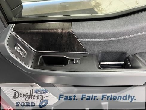 Used 2022 Ford F150 Lariat w/ Max Trailer Tow Package image 34