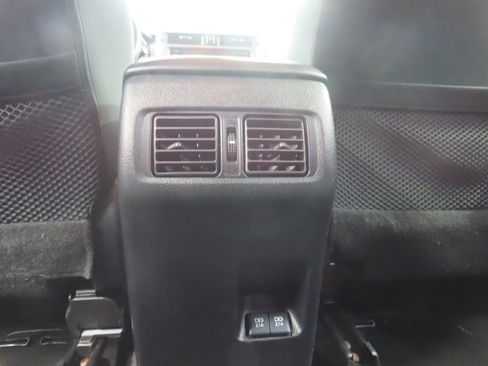 Used 2021 Toyota 4Runner SR5 AWD/4WD image 12