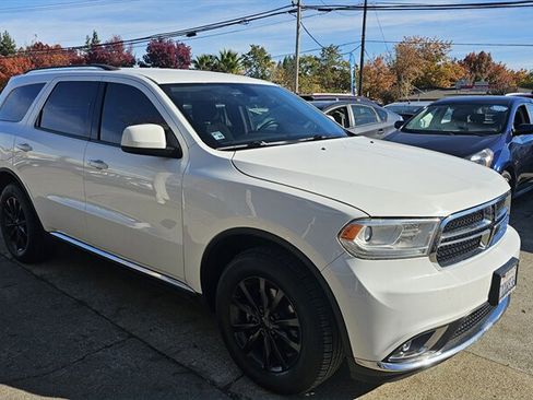 Used 2017 Dodge Durango SXT w/ Quick Order Package 23B image 2