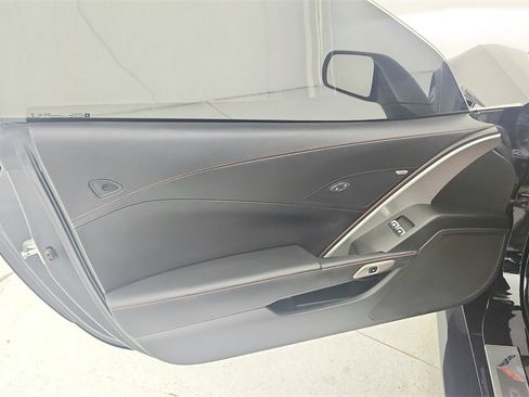 Used 2017 Chevrolet Corvette Z06 w/ Z07 Performance Package image 23