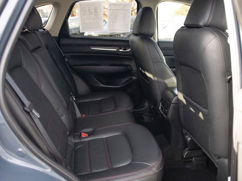 Used 2023 MAZDA CX-5 Carbon Edition image 13