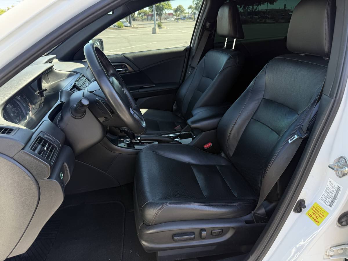 Used 2017 Honda Accord Sport Special Edition image 13