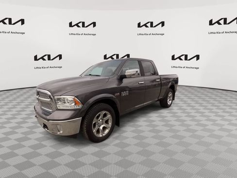 Used 2016 RAM 1500 Laramie AWD/4WD image 6