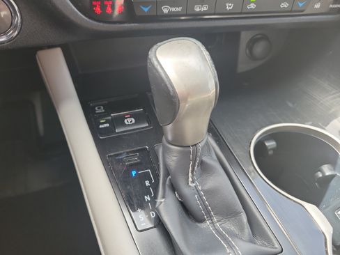 Used 2019 Lexus RX 350 FWD w/ Accessory Package image 29