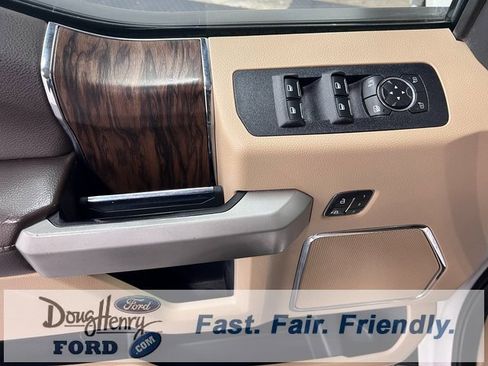 Used 2020 Ford F150 Lariat image 24