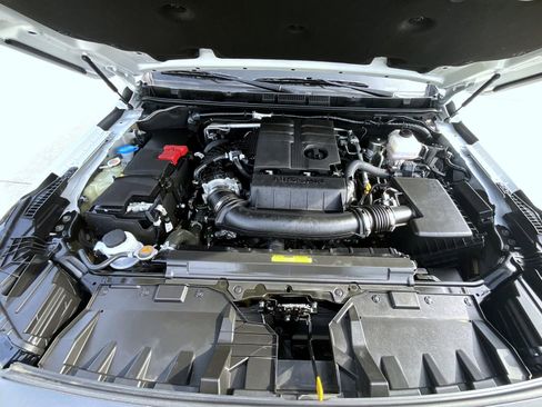 Certified 2024 Nissan Frontier PRO-4X w/ Pro Convenience Package image 25