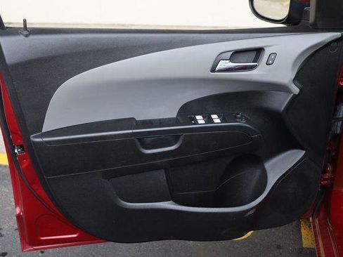 Used 2017 Chevrolet Sonic LT w/ Convenience Package FWD image 13