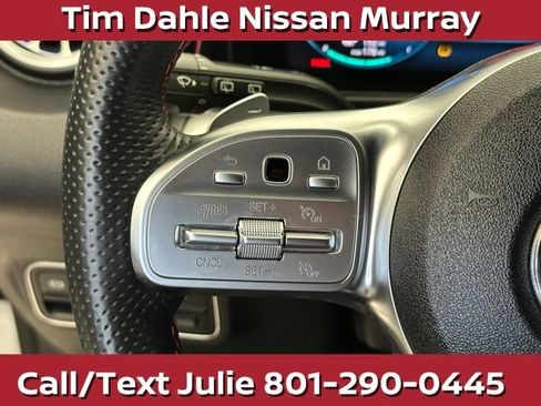 Used 2023 Mercedes-Benz EQB 300 4MATIC image 23