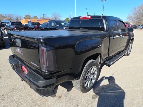 Used 2019 GMC Canyon Denali image 10