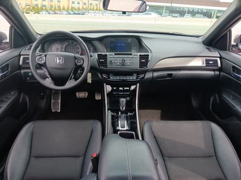 Used 2016 Honda Accord Sport image 21