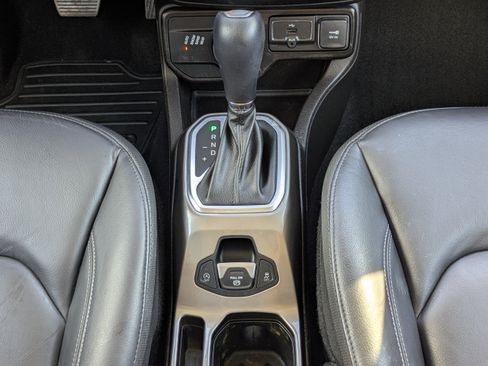 Used 2021 Jeep Renegade Limited image 24