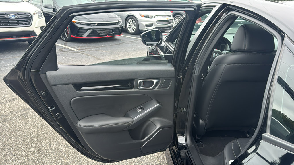 Used 2025 Honda Civic Sport Touring image 29