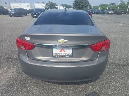 Used 2019 Chevrolet Impala LT w/ LT Leather Package FWD image 6