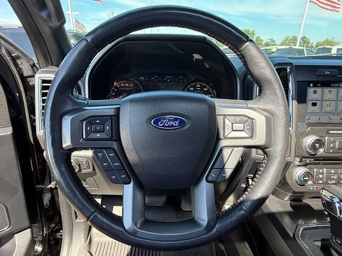 Used 2016 Ford F150 Lariat w/ Equipment Group 502A Luxury AWD/4WD image 9