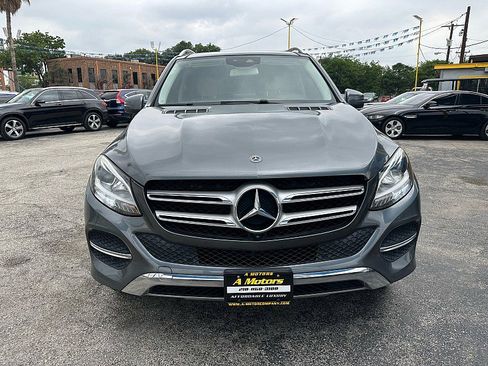 Used 2018 Mercedes-Benz GLE 350 w/ Premium 1 Package image 2