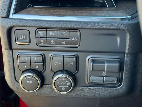 New 2026 Chevrolet Tahoe High Country w/ Sun And Tow Package image 18