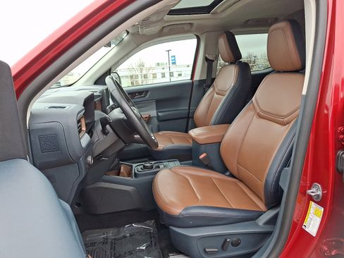 Used 2022 Ford Maverick Lariat w/ Lariat Luxury Package image 13